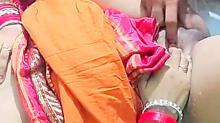 Newly Married Bhabi Full Enjoy Fuck in Saree