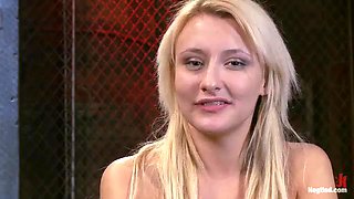 Smoking Hot Mallory Rae - Kink