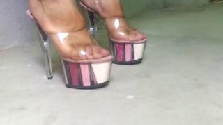 6 pairs of plat highheels