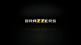Student Bodies With Seth Gamble, Lexi Swallow - Brazzers