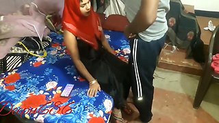 Muslim Girl Saba Ne Hindu Boyfriend Se Chudwaya. The Muslim Girl Saba Sex With Hindu Boyfriend