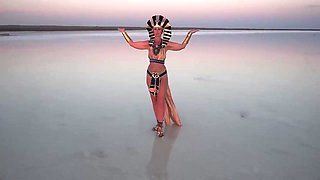 Walk Seminaked By Elton-saltlake In Egypt Dress-style