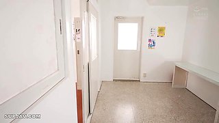 Every Morning At 7-23, In The Back Of The Third Car, The Pervert Who Captivated Was My Assistant Teacher, Himari