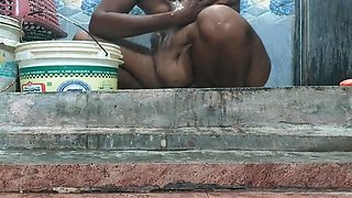 Telugu Young Aunty Bathing, Indian Wife Bath, House Wife Bath