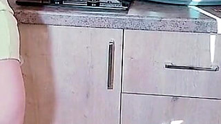 I Had Hot Sex with My Sister in the Kitchen and Ejaculated Inside Her Pussy and Cum Came Out of It