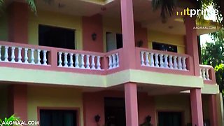 Indian hot MILF unbelievable adult scene