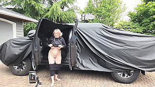 Busty Granny Flashes Big Natural Tits in Car Backseat - Outdoor Naked Fun