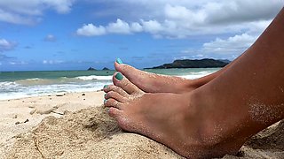 Amateur girlfriend fingered and rammed outdoors at the beach
