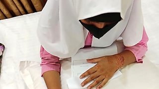 Teen 18+ Girlfriend First Time Pov