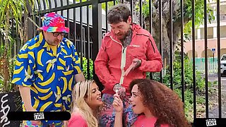 Watches Willow Ryder  Vianne Desilva Kinky Ass Licking Threesome - Immoral Live 4k
