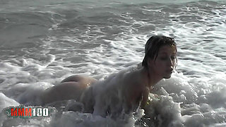 Tigra French MILF Tigra Naked in the Waves