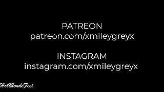 Sexy Feet, You Know It - Miley Grey