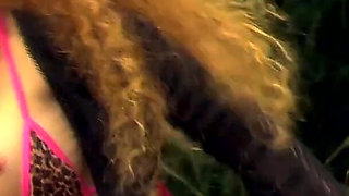 Cheating wife gets fucked on vacation