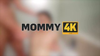 Mommy4k. keep his dong above water