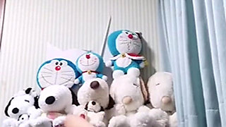 Feeling Sensitive Alone at Home Can't Stop