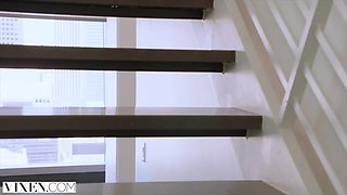 HELLCATs Side Chick Surprises her Sugar Daddy at Home