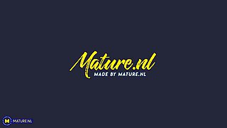 35 Year Old Stepmom Angee Es Is A Kinky Milf Who Has Special Plans For Her Horny Stepson