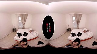 Perfect Robbery - Robbing A House With A Sexy Pornstar And Cumming On Her Tits