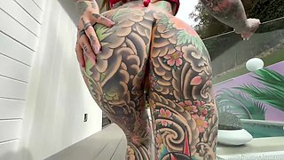 Tiger Lilly And Mick Blue In Tattooed Babe Gets Fucked By The Pool
