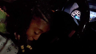 Quick Blowjob in the Car