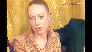 Mature Lustful Russian Whore Recites Classic Poems With Her Legs Spread Wide Naked Pussy And Tits