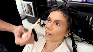 Behind the Scene from Super cute brazilians Mih Ninfetinha gets