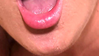 Lesbian Strapon Fuck