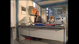 Malice in the office! (Scene 04)