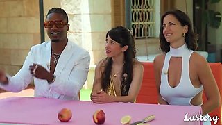 Lesbians Caught Licking Pussies - House of Lustery Ep 3-5 Lesbian Sex