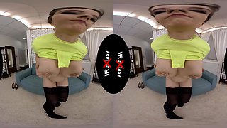 Lilu Koukou Solo - Big Tits Nylons Curvy Fingering