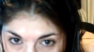 Young Amateur Gives Head Until Cumshot.