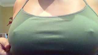 Amateur Webcam Babes Going Solo