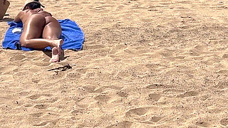 Sexy Hippie Girl Uses a Thick Cock to Make Him Cum in Her Perfect Ass