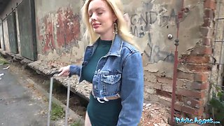Public agent Big Ass Big Tits blonda ruby lee public sex Pov Blowjob