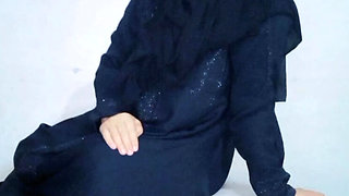 Hot Desi Pakistani Aunty in Hijab Fucked Hard - Village Sex XXX