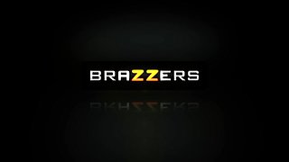 Cumming Out With Gracie Glam, Lizz Tayler - Brazzers