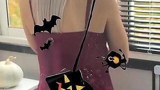 My Girlfriend Cannot Resist Giving Intense Pleasure in the Bathtub