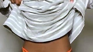 holla at ya hot bitch my sexy niggas