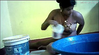 Indian village house wife bathing ass sexy wife