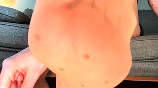 Mistress Hanna - Pantyhose Feet Sniffing Cucky