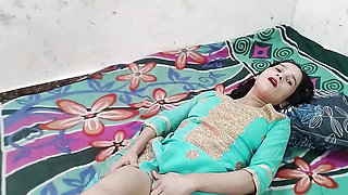 College girl ko chod kar bur faad diya