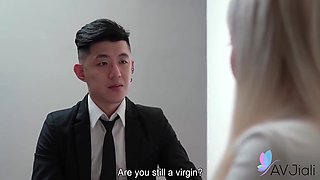 Dominant Boss Lady Takes Advantage Of Male Office Worker With Wang Yixin