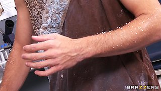 Pussy Soothes The Savage Beast With Holly Brooks, Danny D - Brazzers