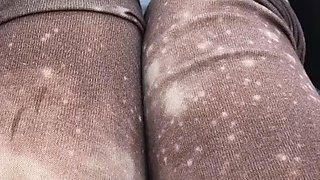 Amateur Foot Fetish Girlfriend Sucks and gives a Footjob