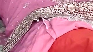 Hot Parosan Muslim Bhabhi Used to Play with My Indian Fat Cock