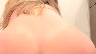 Blonde tight pussy babe solo toy fun in glamour masturbation