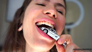 Gentle Giantess Taste Your Car Custom