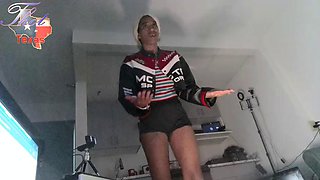 Hoodmilf - Sucing and Fucking
