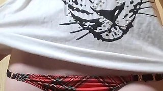 Worshiping and Rubbing Elza Kom's Pussy