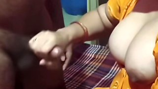 Indian Village Girl Enjoy Couple Sex